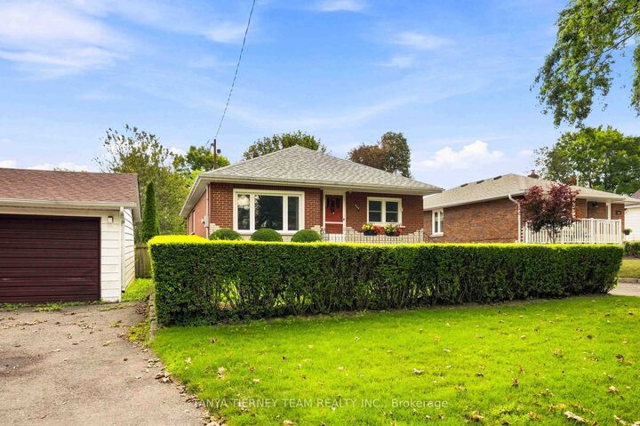 Property Photo: 285 Muriel Avenue ON L1J 2W8