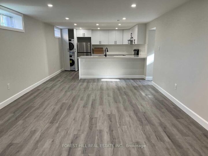 Property Photo:  398 Talbot Street Lower  ON L8H 6T4 