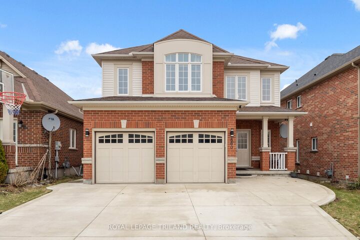 860 Kettleridge Street — photo 1