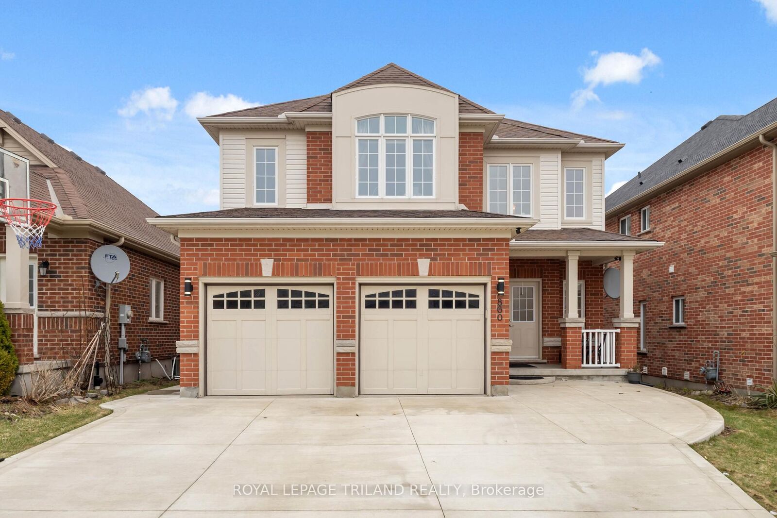 Property Photo: 860 Kettleridge Street ON N6H 0E7