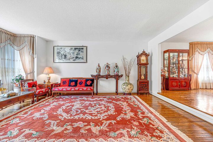 Property Photo: 4 Tarbert Road ON M2M 2Y2