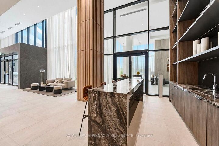 Property Photo:  10 Flavelle Trail 1303  ON L4L 1V8 