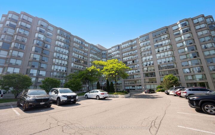 Property Photo: 309 Major Mackenzie Drive E 915 ON L4C 9V5