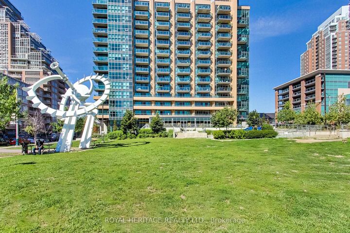 Property Photo:  55 East Liberty Street 605  ON M6K 3P9 