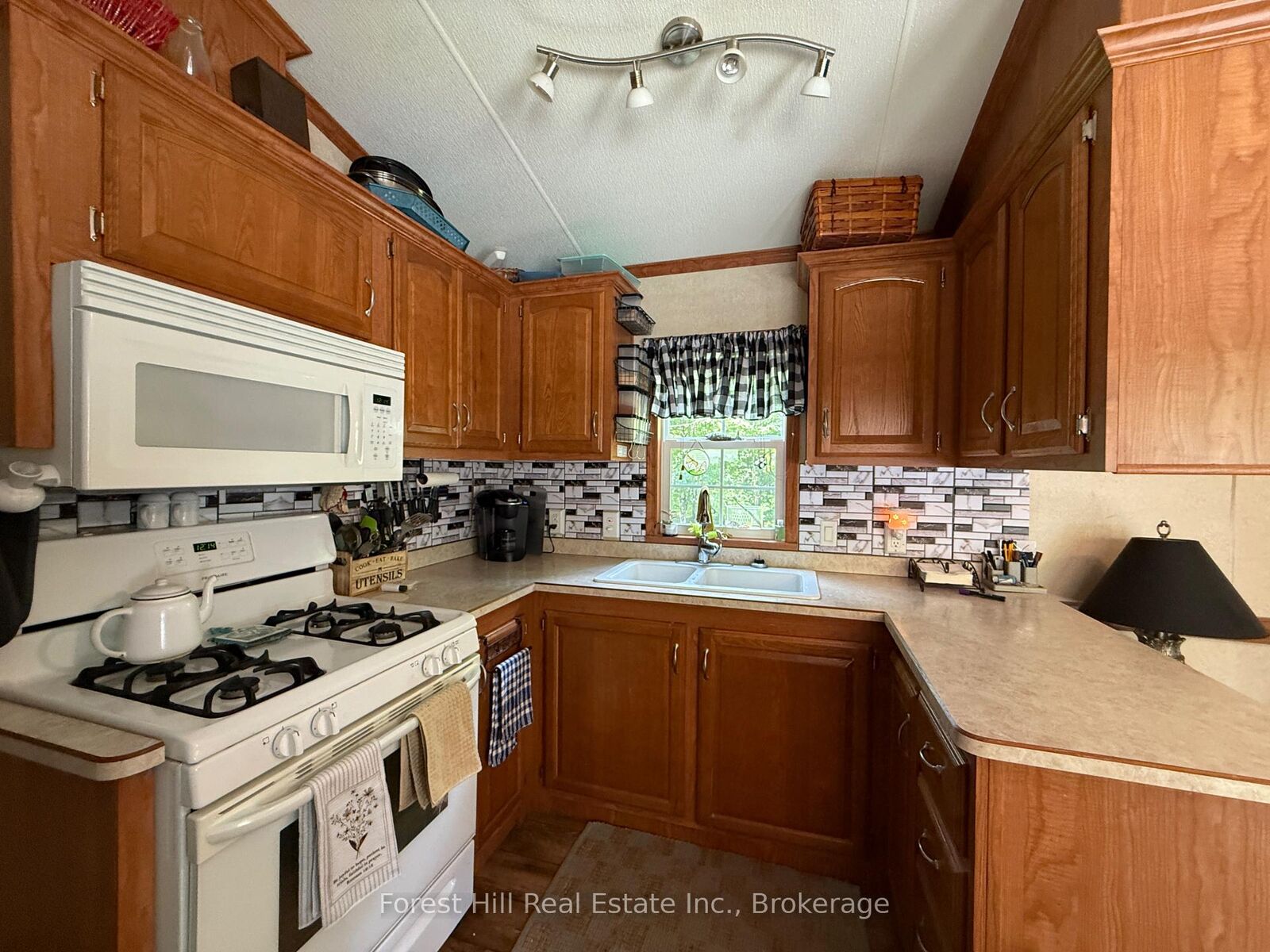 Property Photo: 10415 522 Highway ON P0H 1A0