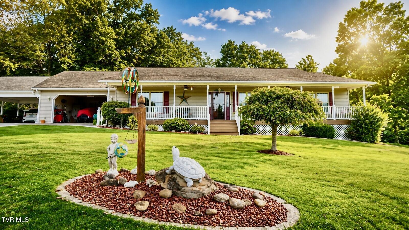 Property Photo: 804 Southwest Nash Street VA 24293