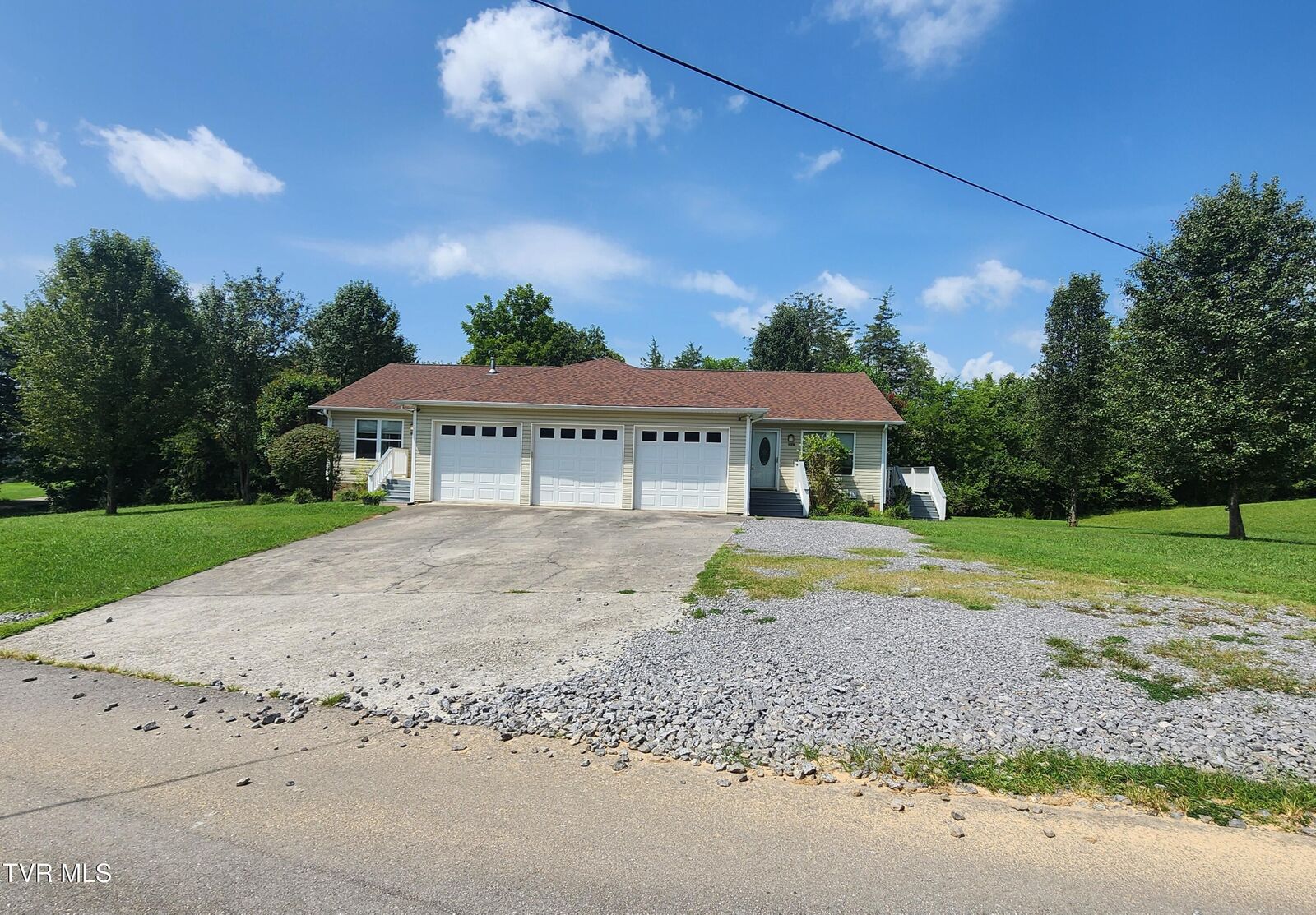 Property Photo: 160 Byrd Drive TN 37764