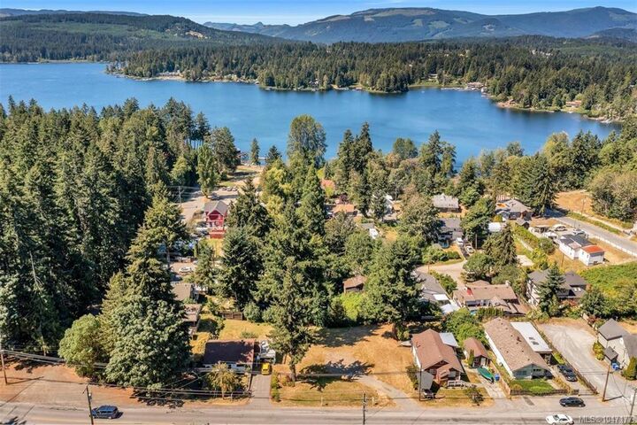 2732 Shawnigan Lake Rd — photo 1