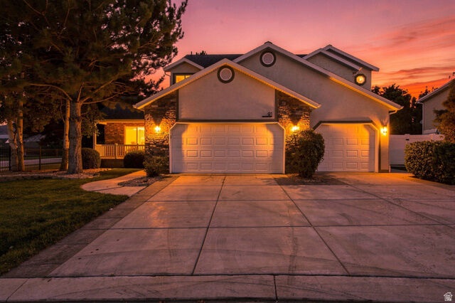 Property Photo: 91 E Horseshoe Rd UT 84045