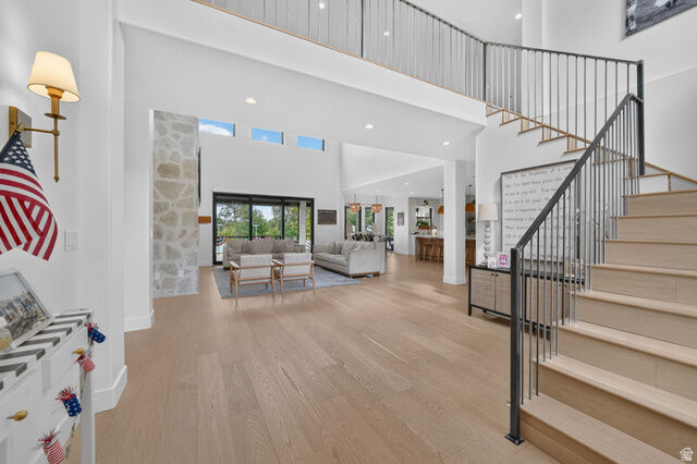 Property Photo:  438 S 950 W  UT 84025 