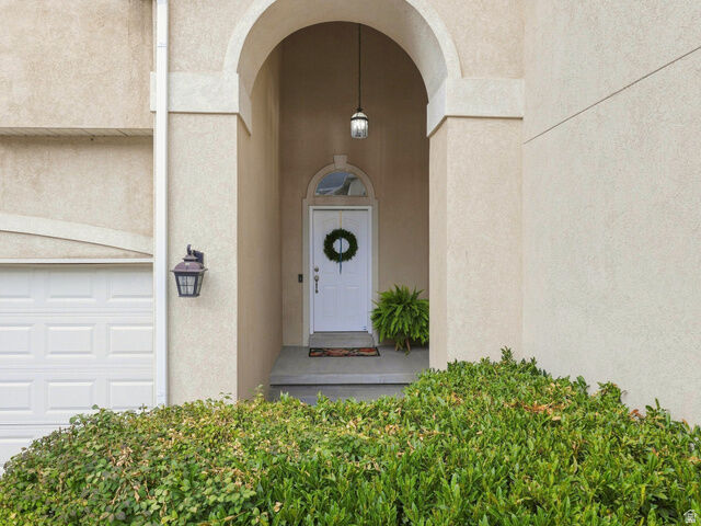 Property Photo:  1330 E Old Maple Ct S  UT 84117 