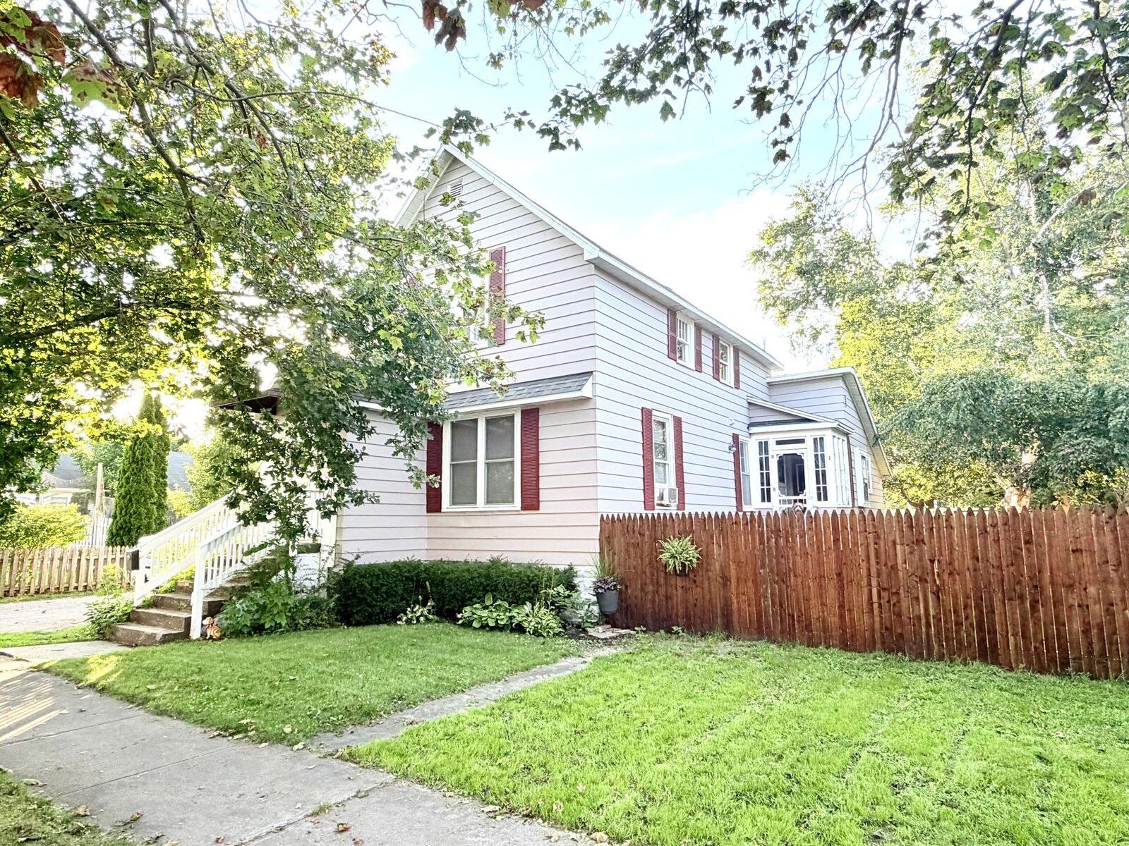 Property Photo: 709 S 4th Avenue MI 49707