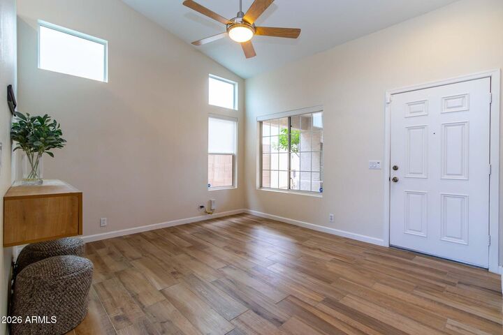 Property Photo: 3226 E Wahalla Lane AZ 85050