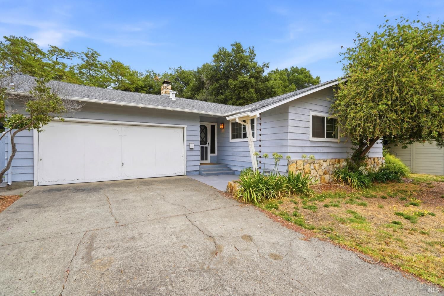 Property Photo:  530 Andrieux Street  CA 95476 