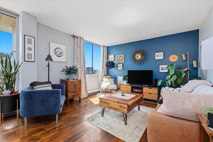 Property Photo: 1816 Haro Street 1503 BC V6G 2Y7