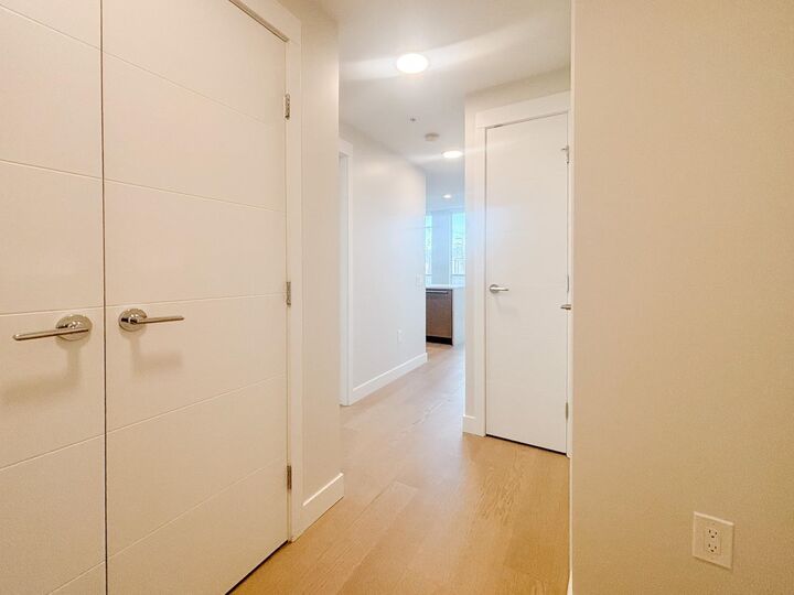 Property Photo: 469 West King Edward Avenue 205 BC V5Y 2J3