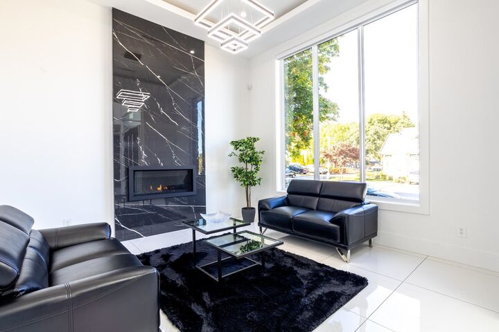 Property Photo: 12682 78 Avenue BC V3W 2X7