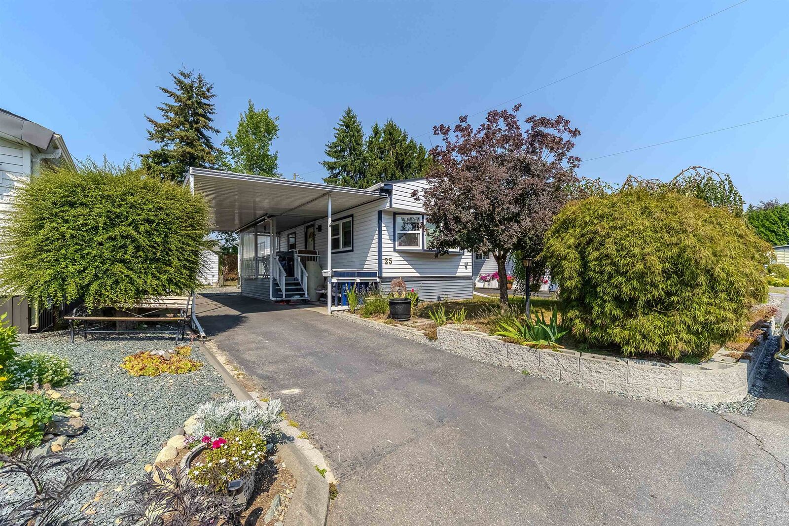 Property Photo: 31313 Livingstone Avenue 25 BC V2T 4T1