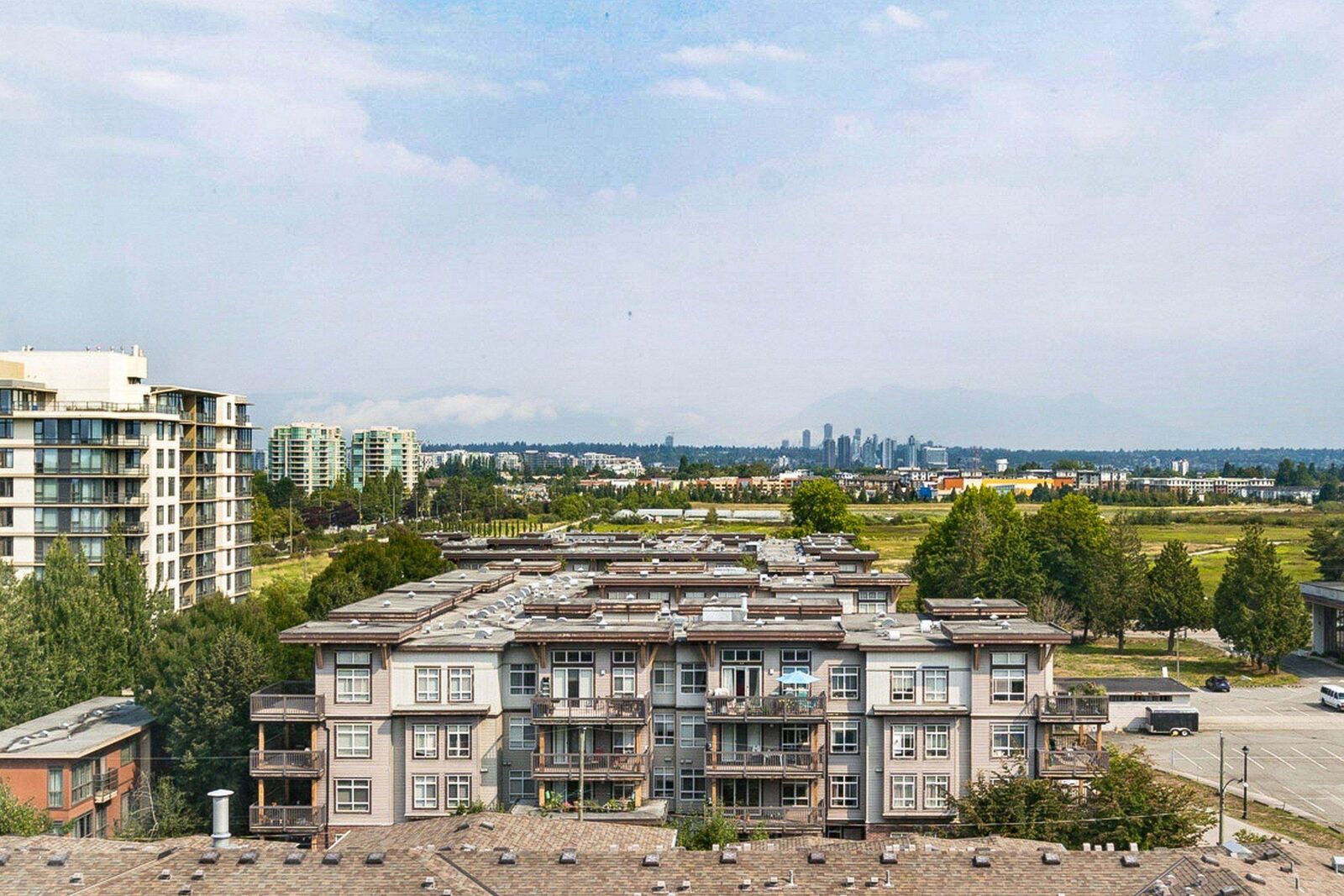 Property Photo: 6233 Katsura Street 1106 BC V6Y 4K1