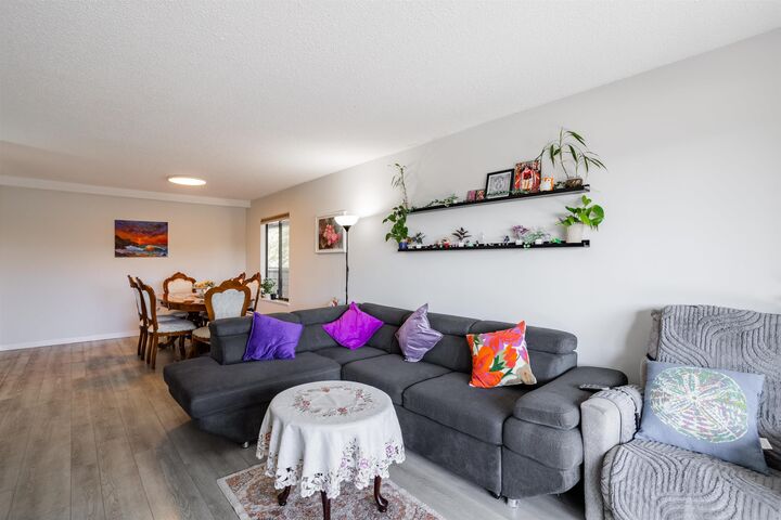 Property Photo: 8860 No. 1 Road 108 BC V7C 4C2