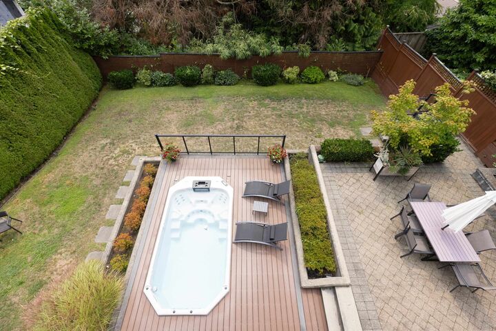 Property Photo: 2512 Palmerston Avenue BC V7V 2W5