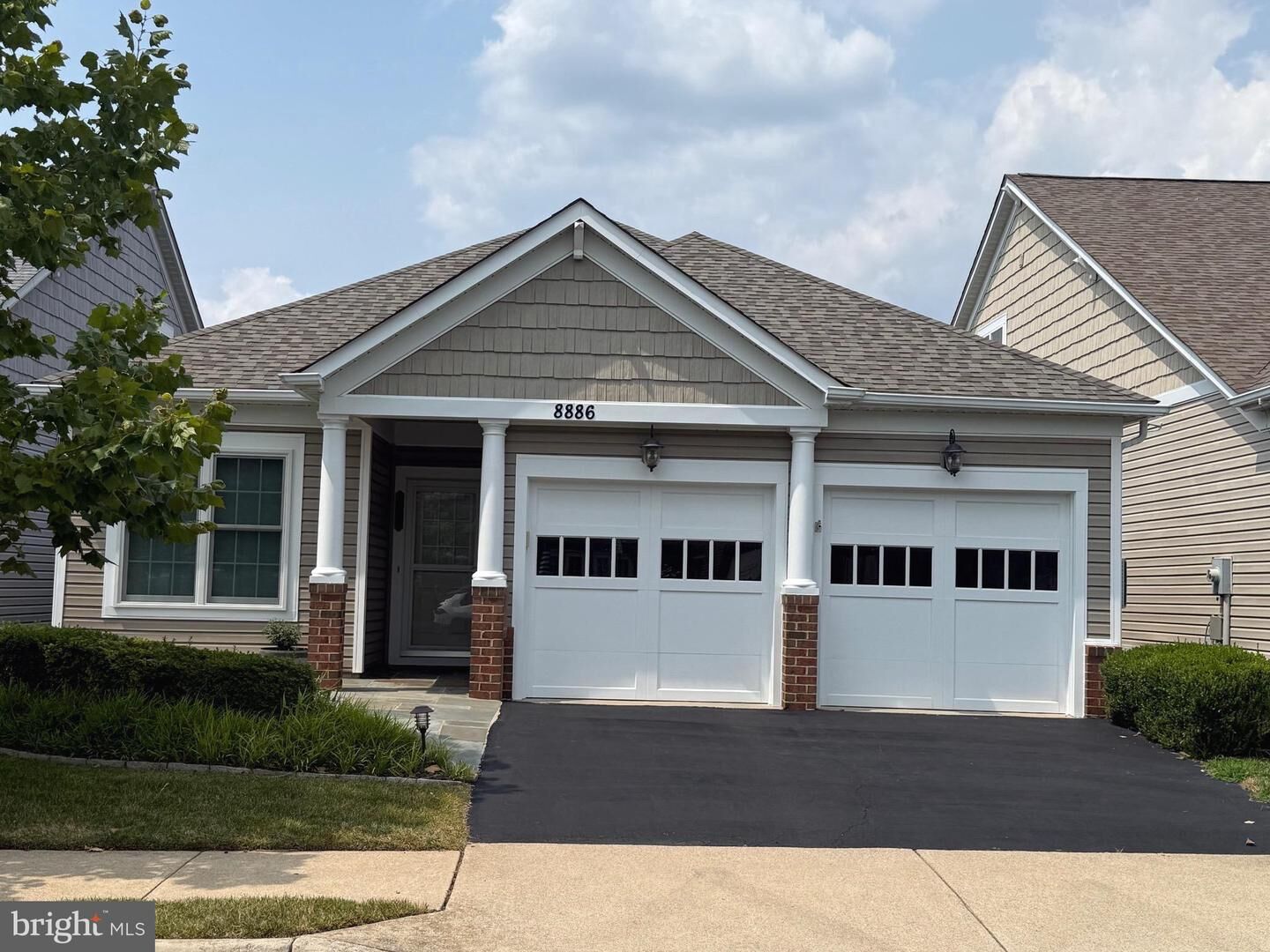Property Photo:  8886 Calla Lily Court  VA 22079 