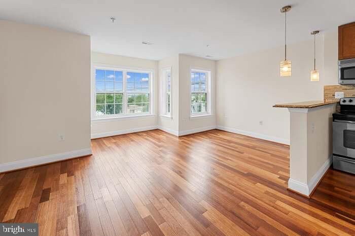 Property Photo:  911 Kennedy Street NW 13  DC 20011 