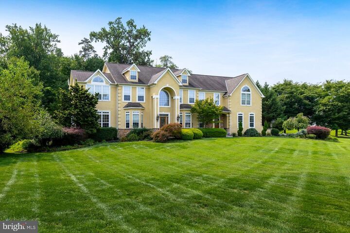 Property Photo:  106 Hunters Run  NJ 08085 