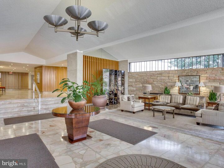 Property Photo:  1200 Nash Street 857  VA 22209 