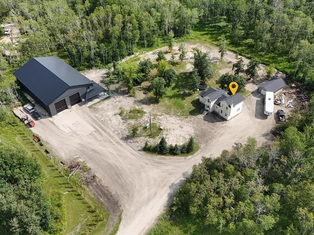 Property Photo: 71 Shady Lane MB R0A 0R0