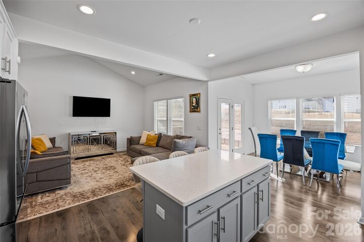 Property Photo: 2502 Waverly Drive NC 28112
