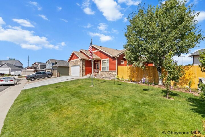 Property Photo:  1324 Medley Loop  WY 82007 