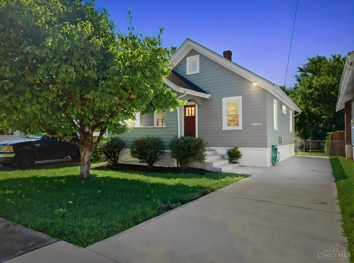 Property Photo: 6905 Palmetto Street OH 45227