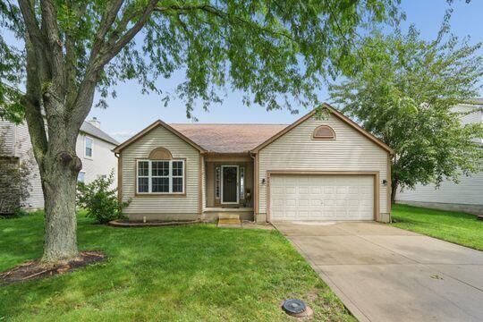 Property Photo: 1977 Ashburn Drive OH 43015