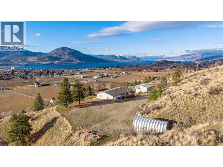 Property Photo: 760 Hudson Street BC V2A 8S9