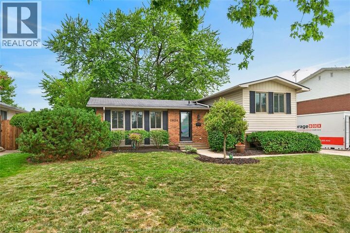 Property Photo: 10650 Atwater Crescent ON N8R 1N6