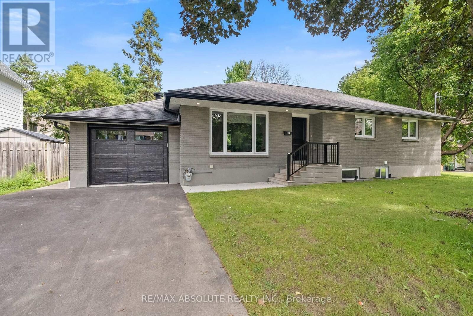 Property Photo: 403 Pleasant Park Road ON K1H 5M9