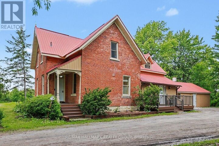 Property Photo:  3548 Woodkilton Road  ON K0A 3M0 