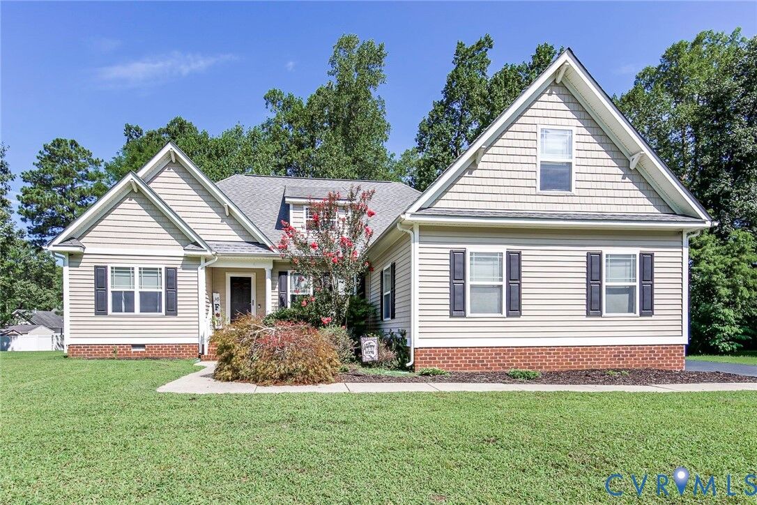 Property Photo:  2205 Sara Ann Court  VA 23009 