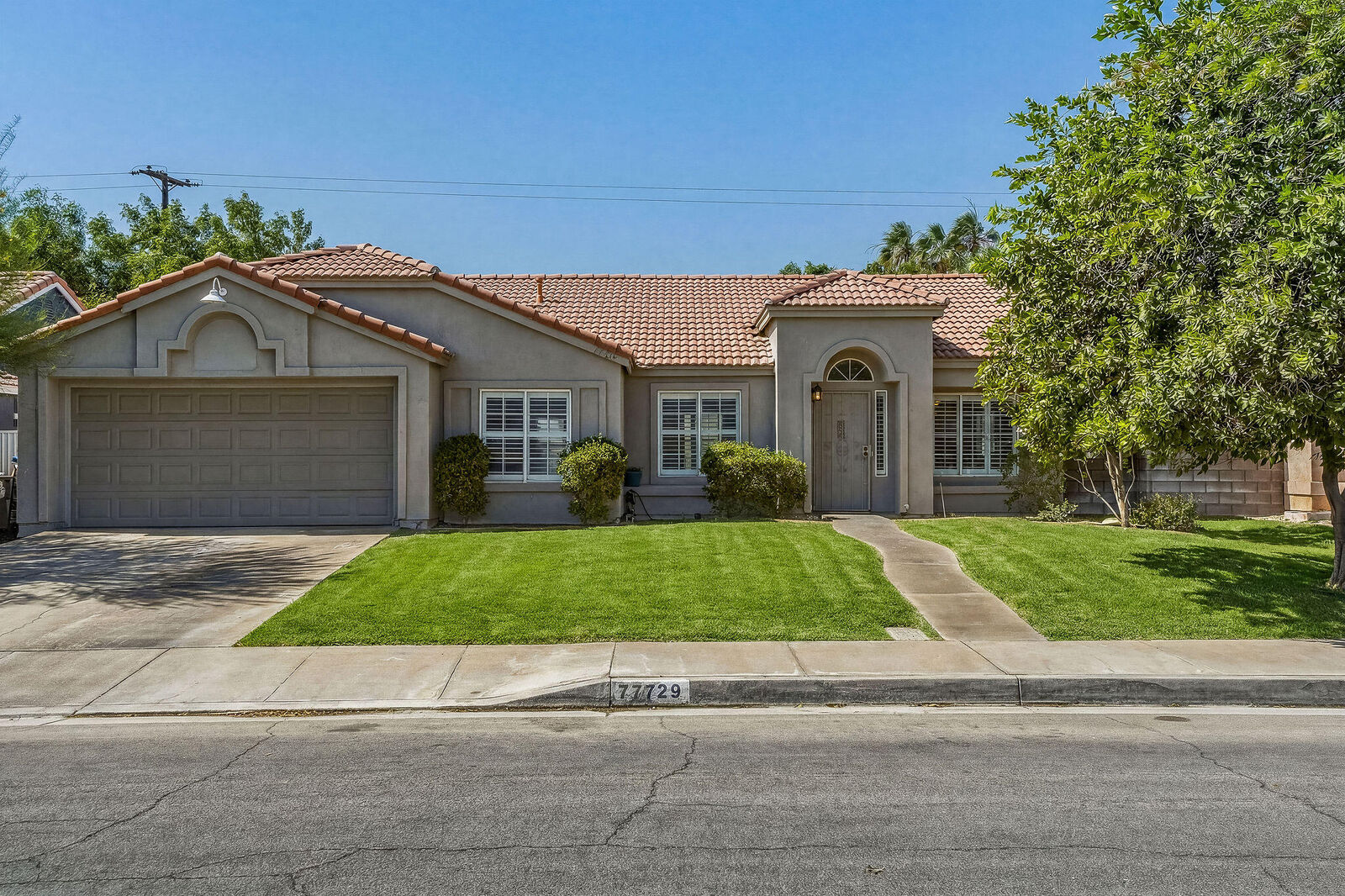 Property Photo: 77729 Edinborough Street CA 92211