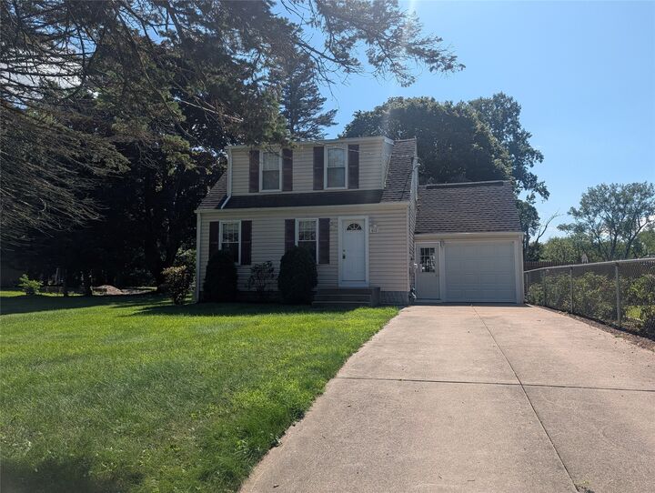 Property Photo:  612 Irvine Drive  PA 16511 