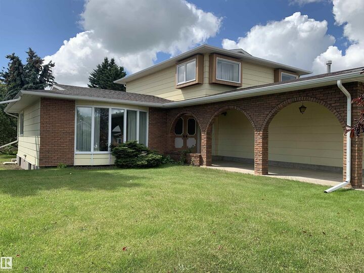 Property Photo:  5301 48 Ave  AB T9C 1N1 