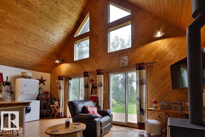 Property Photo:  4418 Hwy 633 98  AB T0E 0L0 