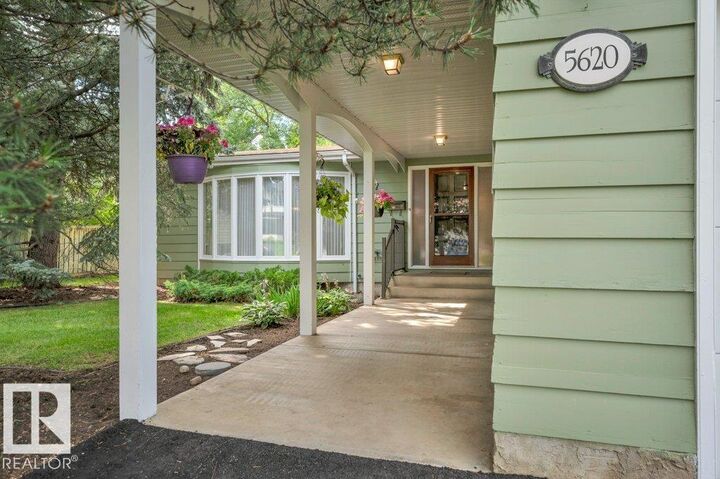 Property Photo:  5620 151 Street NW  AB T6H 4X4 
