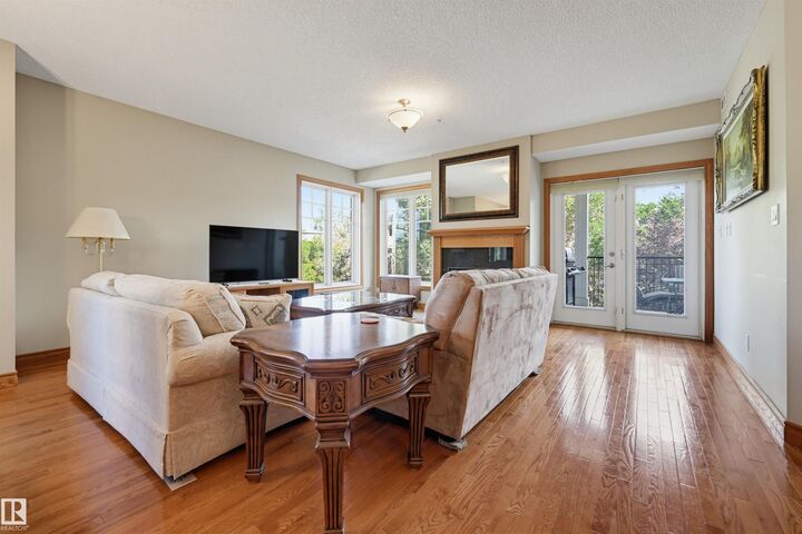 Property Photo: 9819 96A Street NW 301 AB T6A 4A2