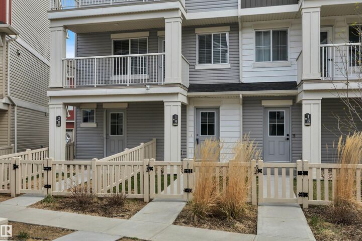 Property Photo:  1110 Daniels Link Link SW 19  AB T6W 4N6 