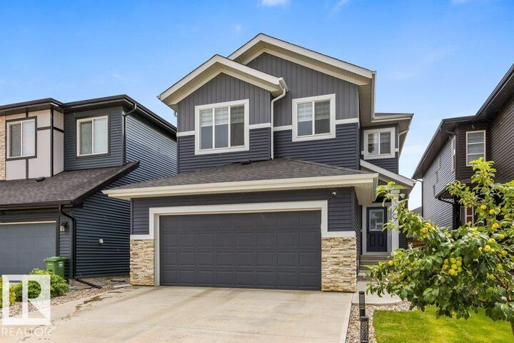 Property Photo:  79 Royal Street  AB T8N 7X4 