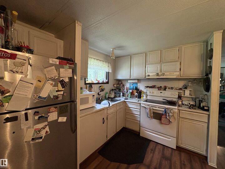 Property Photo:  19302 Twp Rd 631B  AB T0A 0M0 