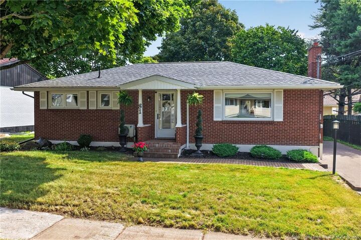 Property Photo:  81 Mount Royal Boulevard  NB E1E 2V3 
