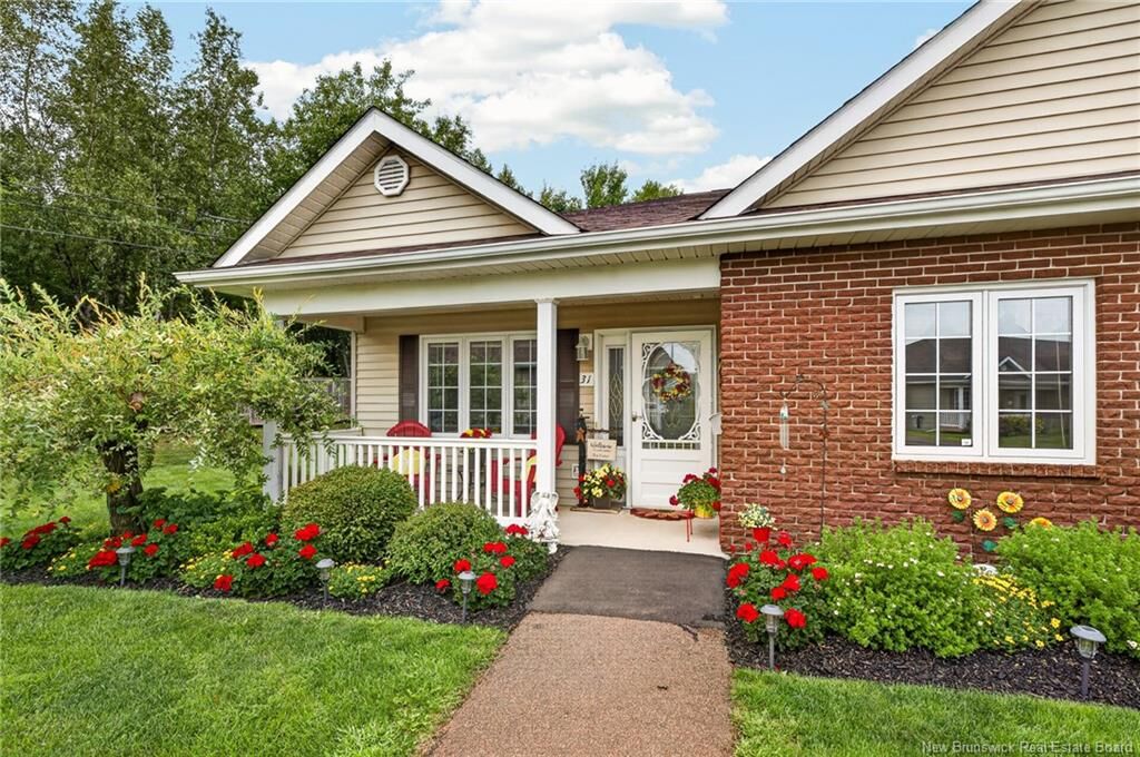 Property Photo:  31 Adelie Lane  NB E1A 0N4 
